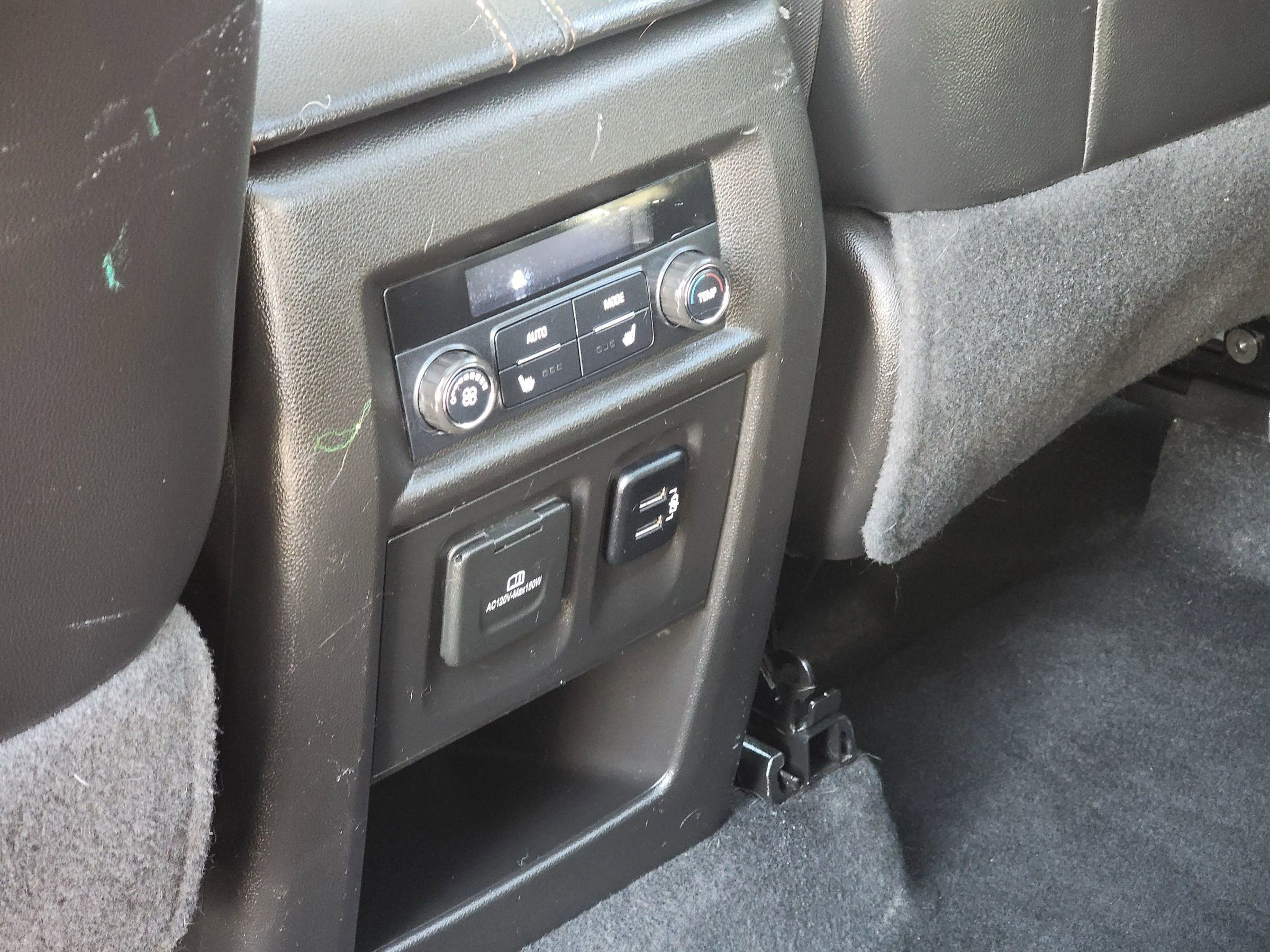 Used 2018 Chevrolet Traverse Premier image 19