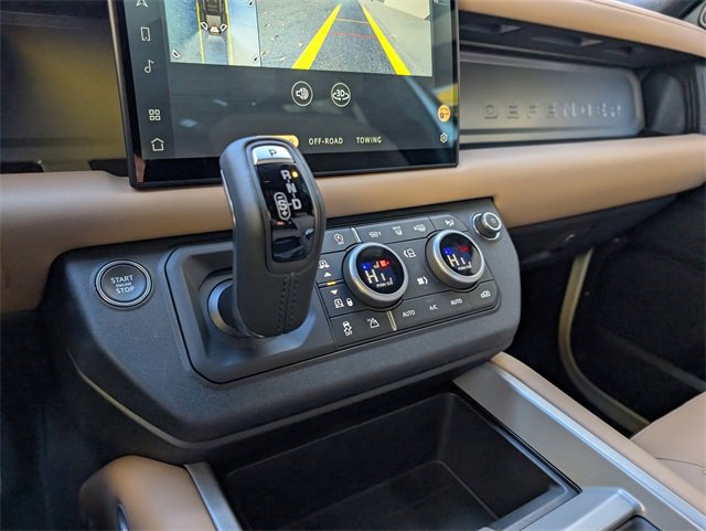 New 2025 Land Rover Defender 110 V8 image 12