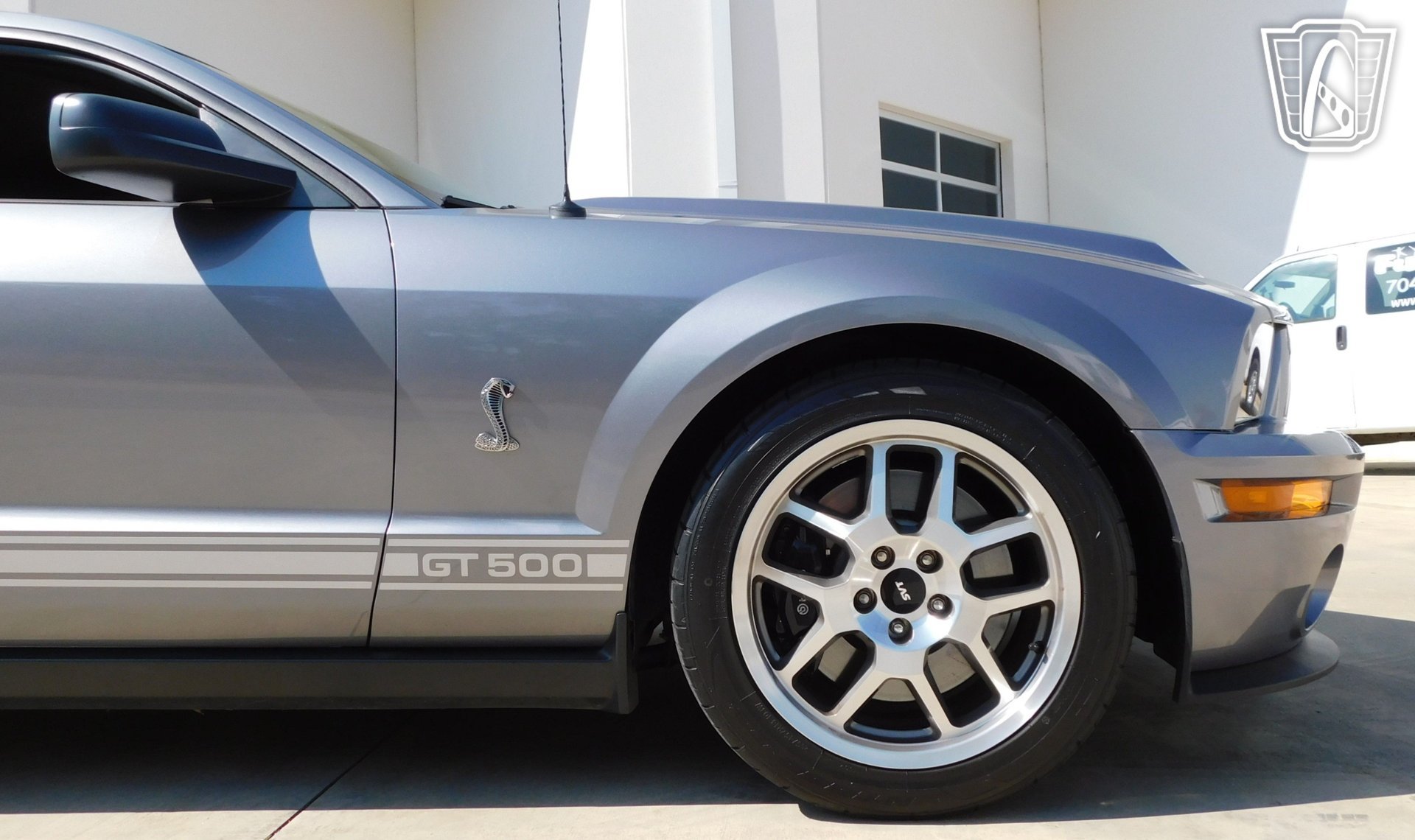 Used 2007 Ford Mustang Shelby GT500 RWD image 32
