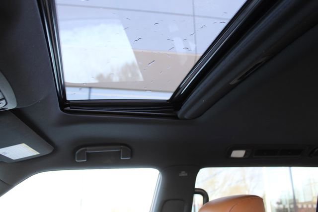 Used 2021 INFINITI QX80 Sensory w/ Cargo Package image 22