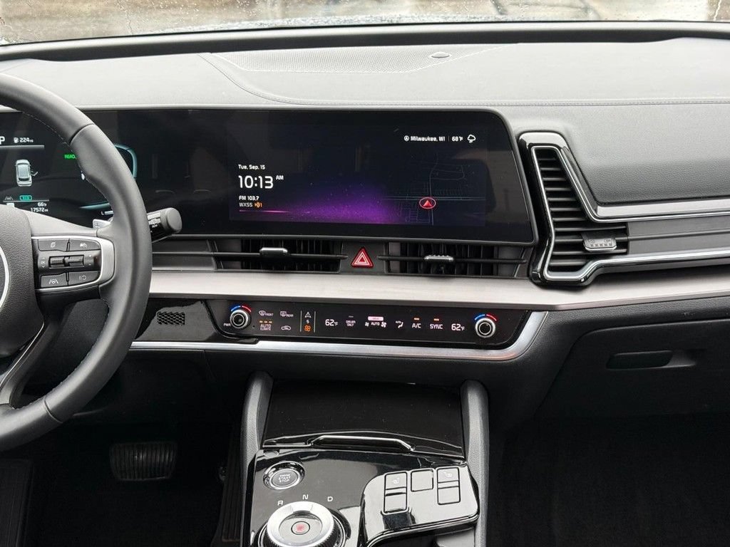 Used 2025 Kia Sportage EX AWD/4WD image 9