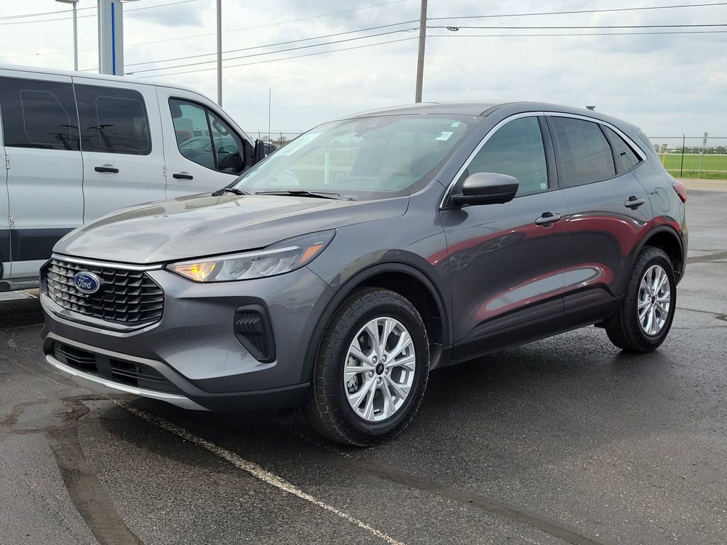 Certified 2023 Ford Escape Active w/ Tech Pack #2 AWD/4WD image 8