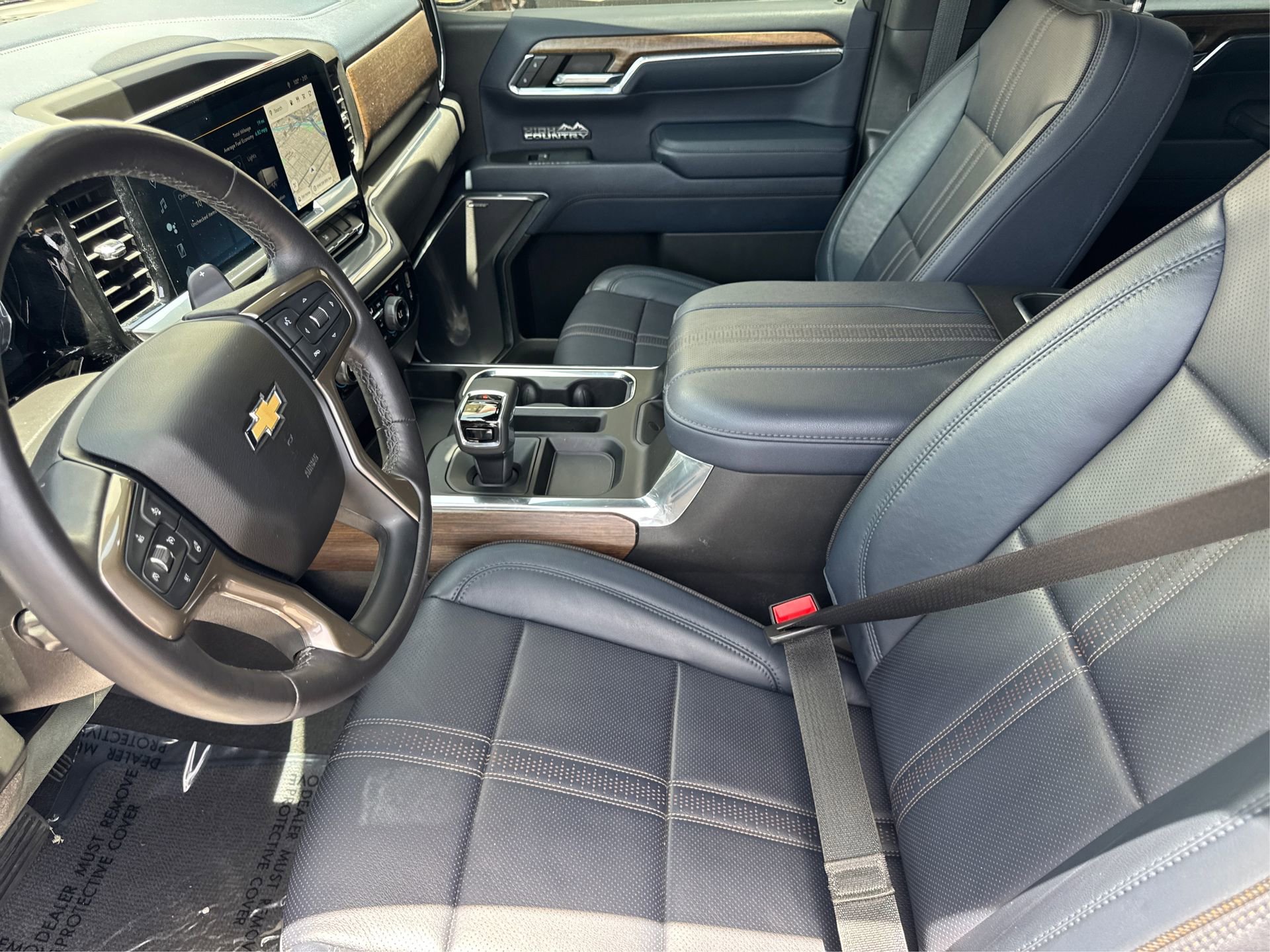 Used 2023 Chevrolet Silverado 1500 High Country w/ Technology Package image 11