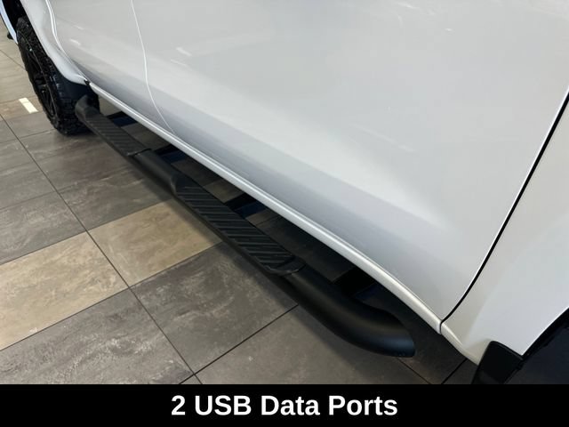 Used 2024 Chevrolet Silverado 1500 LT Trail Boss w/ Convenience Package II AWD/4WD image 8