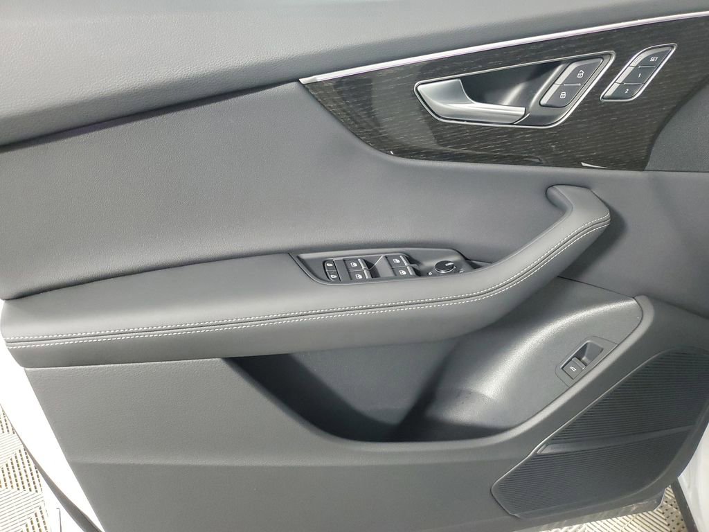 Used 2026 Audi Q8 Prestige image 19