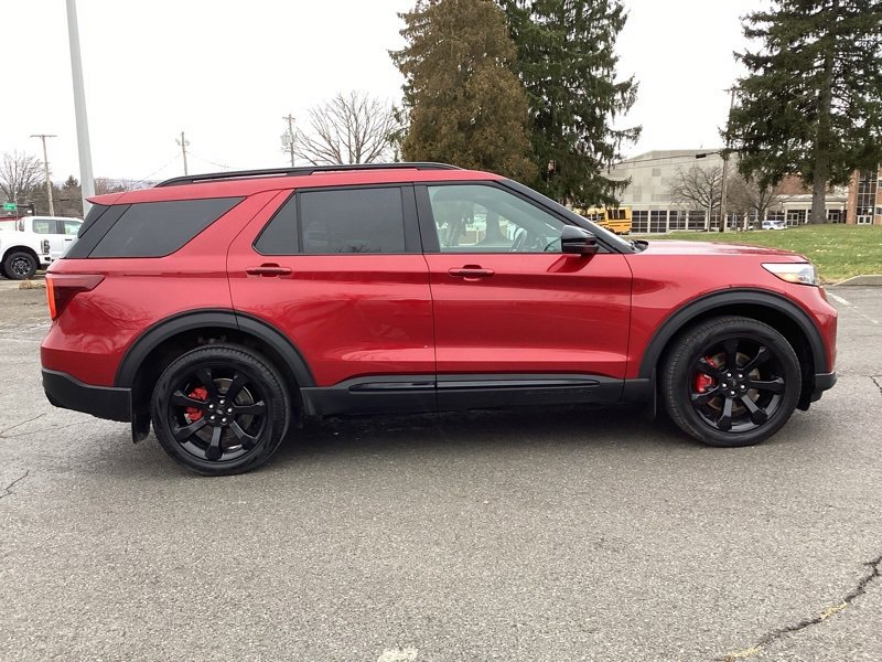 Used 2023 Ford Explorer ST w/ Equipment Group 401A image 9