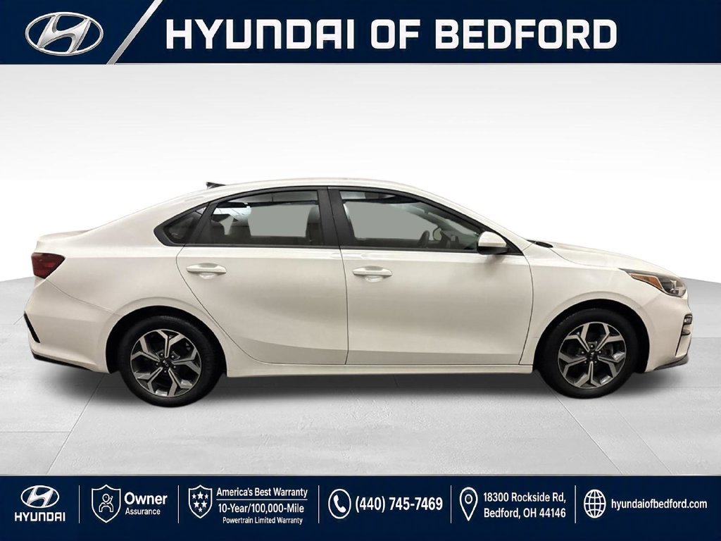 Used 2019 Kia Forte LXS FWD image 4