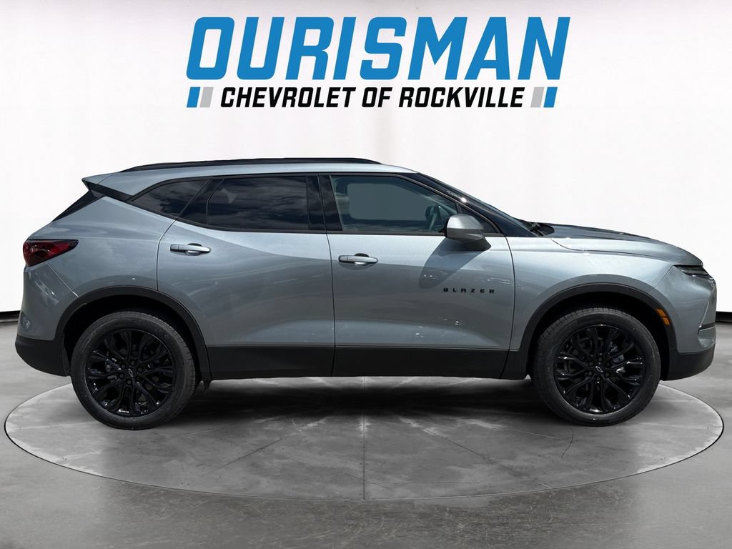 New 2026 Chevrolet Blazer LT w/ Convenience Package FWD image 7