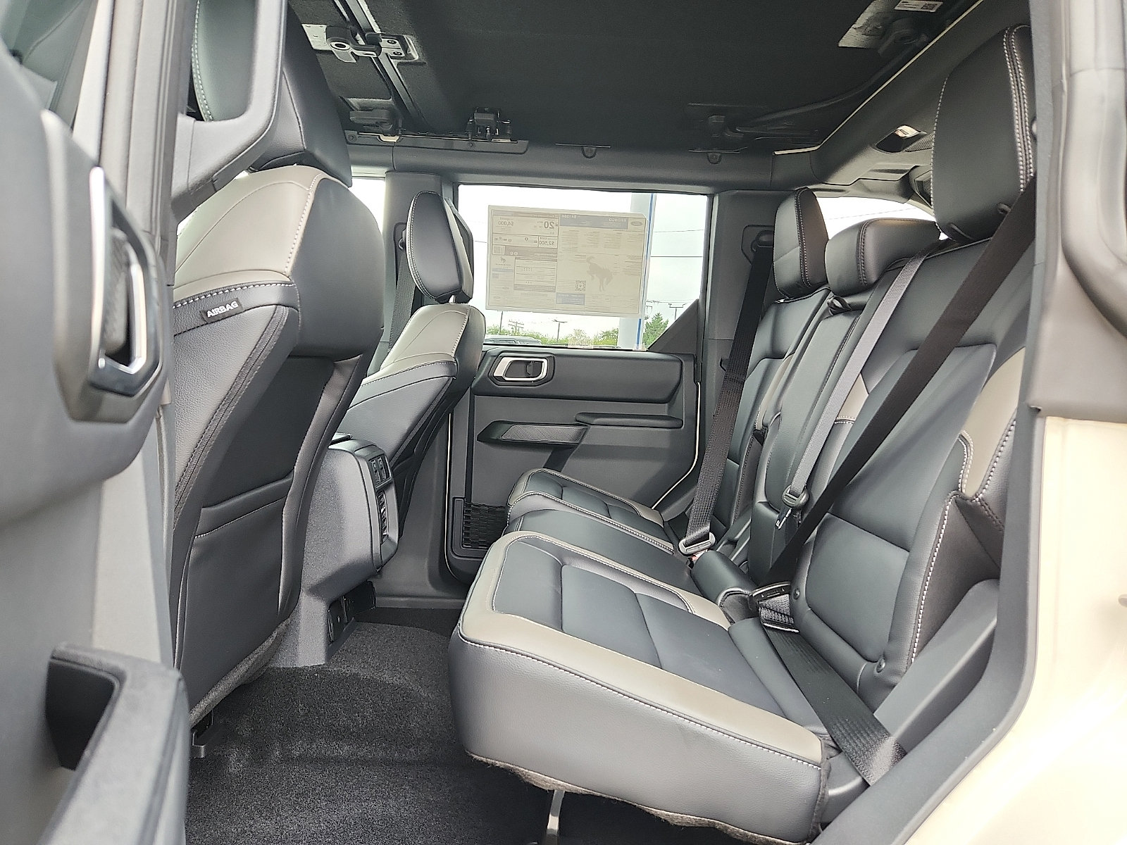 New 2026 Ford Bronco Outer Banks AWD/4WD image 6