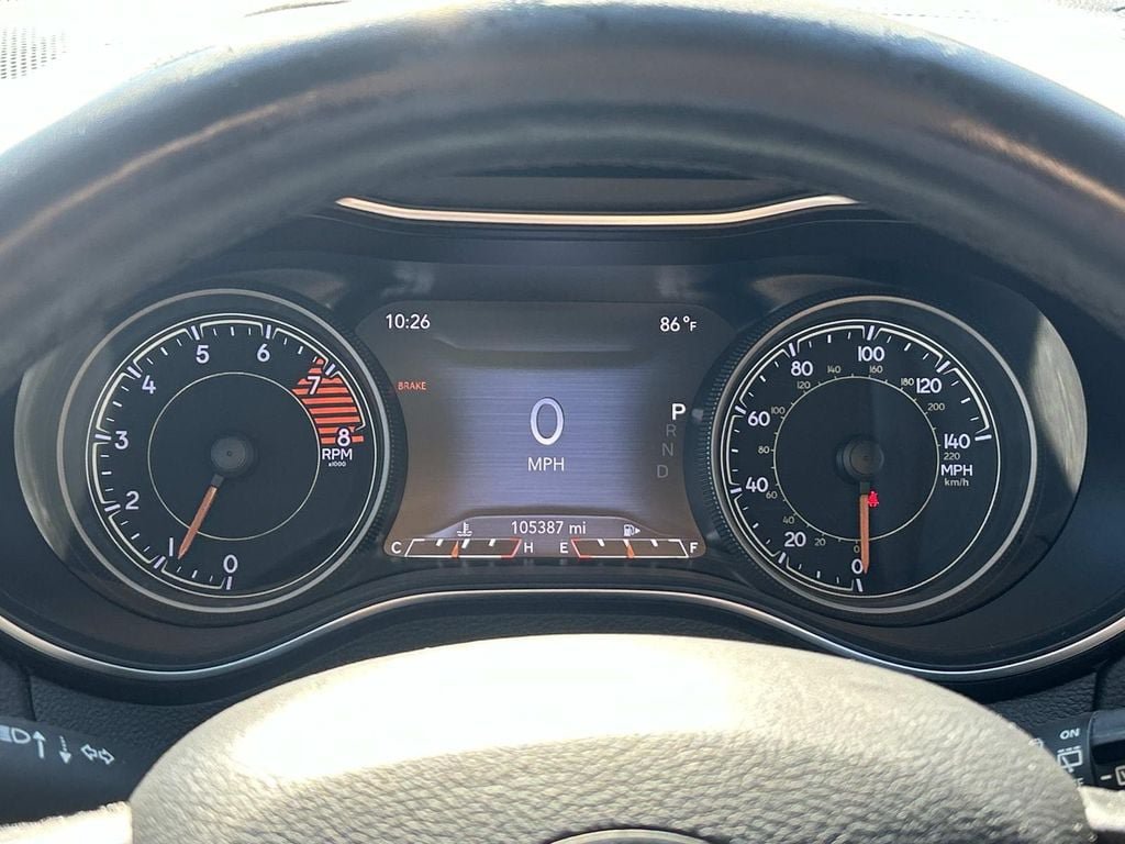Used 2019 Jeep Cherokee Limited AWD/4WD image 25