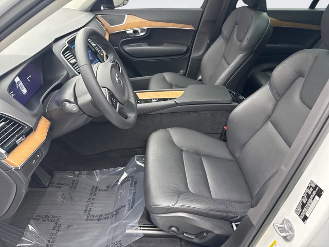 Used 2023 Volvo XC90 T8 Plus w/ Protection Package Premier image 11