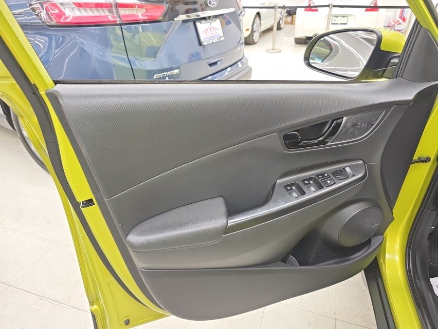 Used 2020 Hyundai Kona Ultimate AWD/4WD image 14