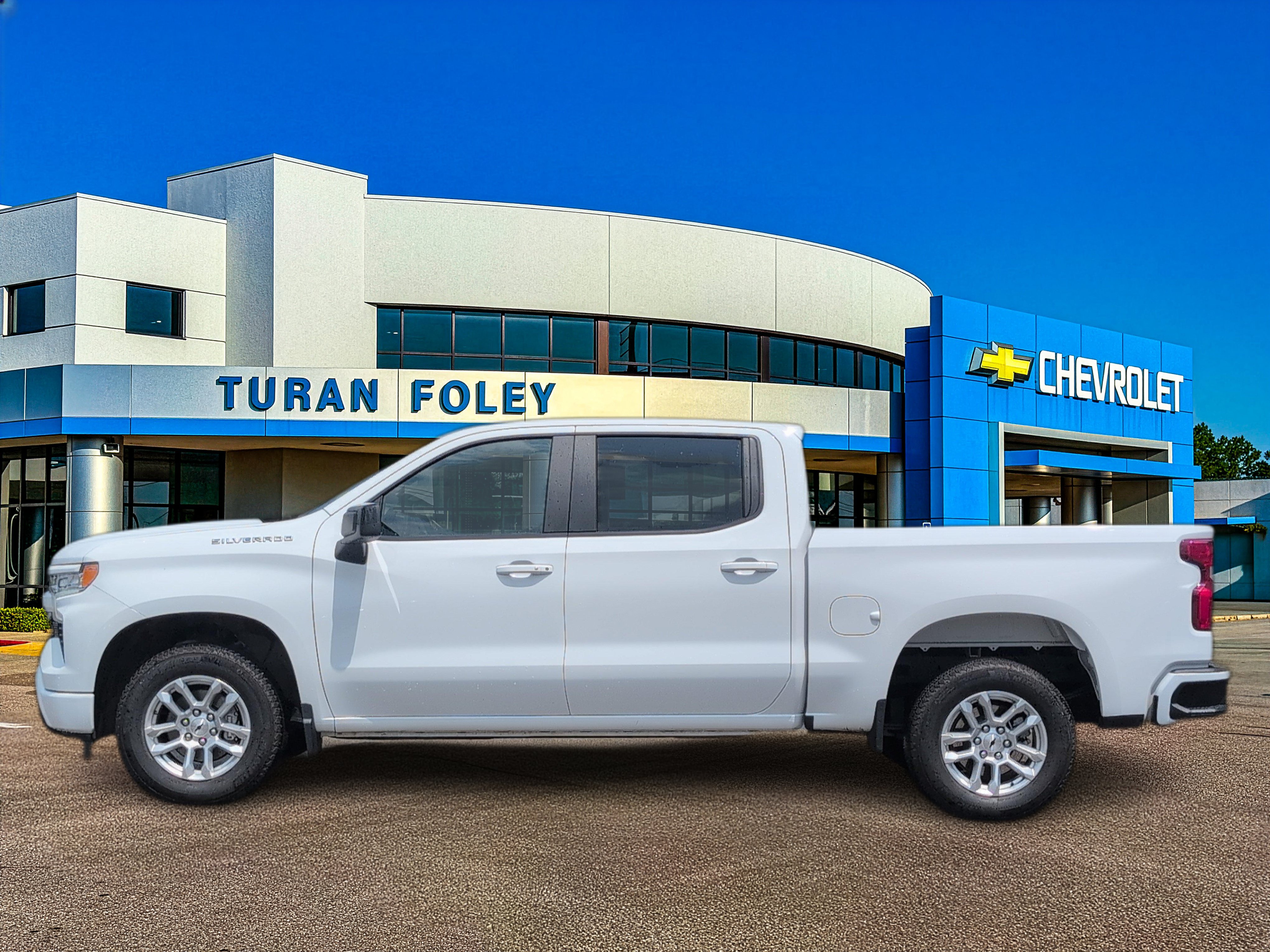 Used 2026 Chevrolet Silverado 1500 RST RWD image 2