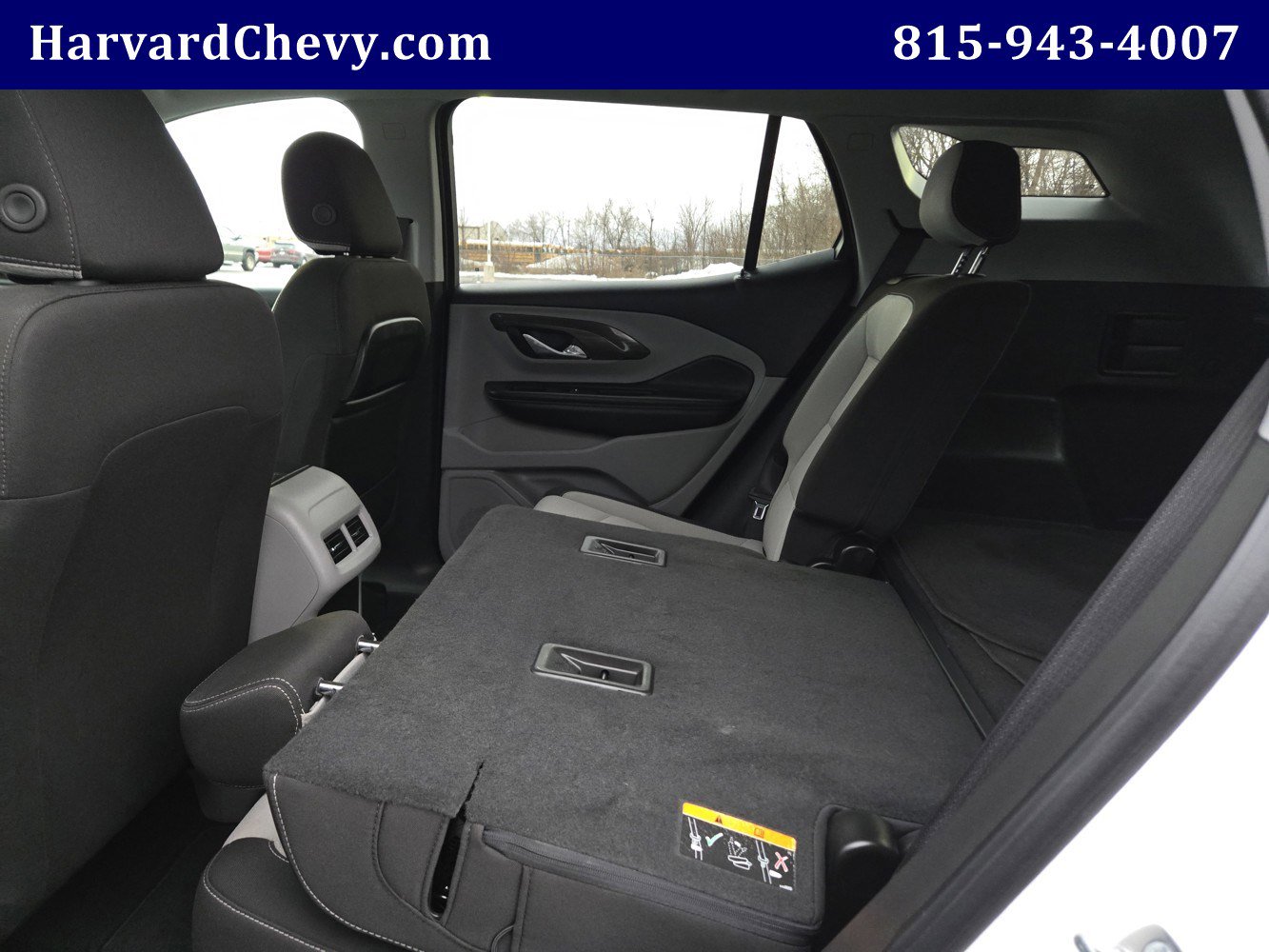 Used 2024 GMC Terrain SLE image 29