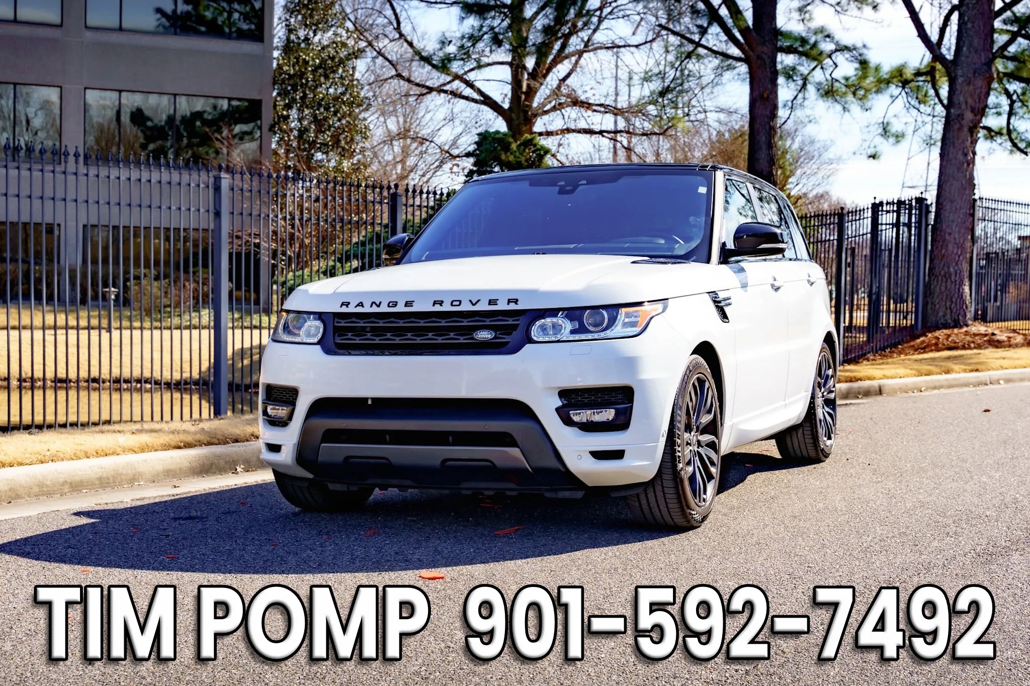 Used 2017 Land Rover Range Rover Sport HSE Dynamic image 2
