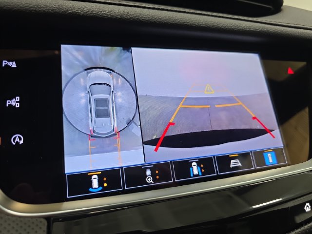 New 2026 Cadillac XT5 Premium Luxury w/ LPO, Floor Liner Package AWD/4WD image 18