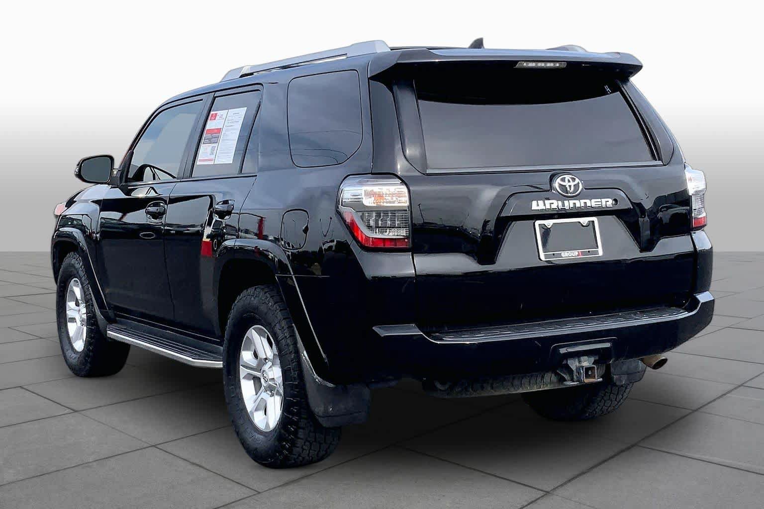 Used 2018 Toyota 4Runner SR5 Premium RWD image 12