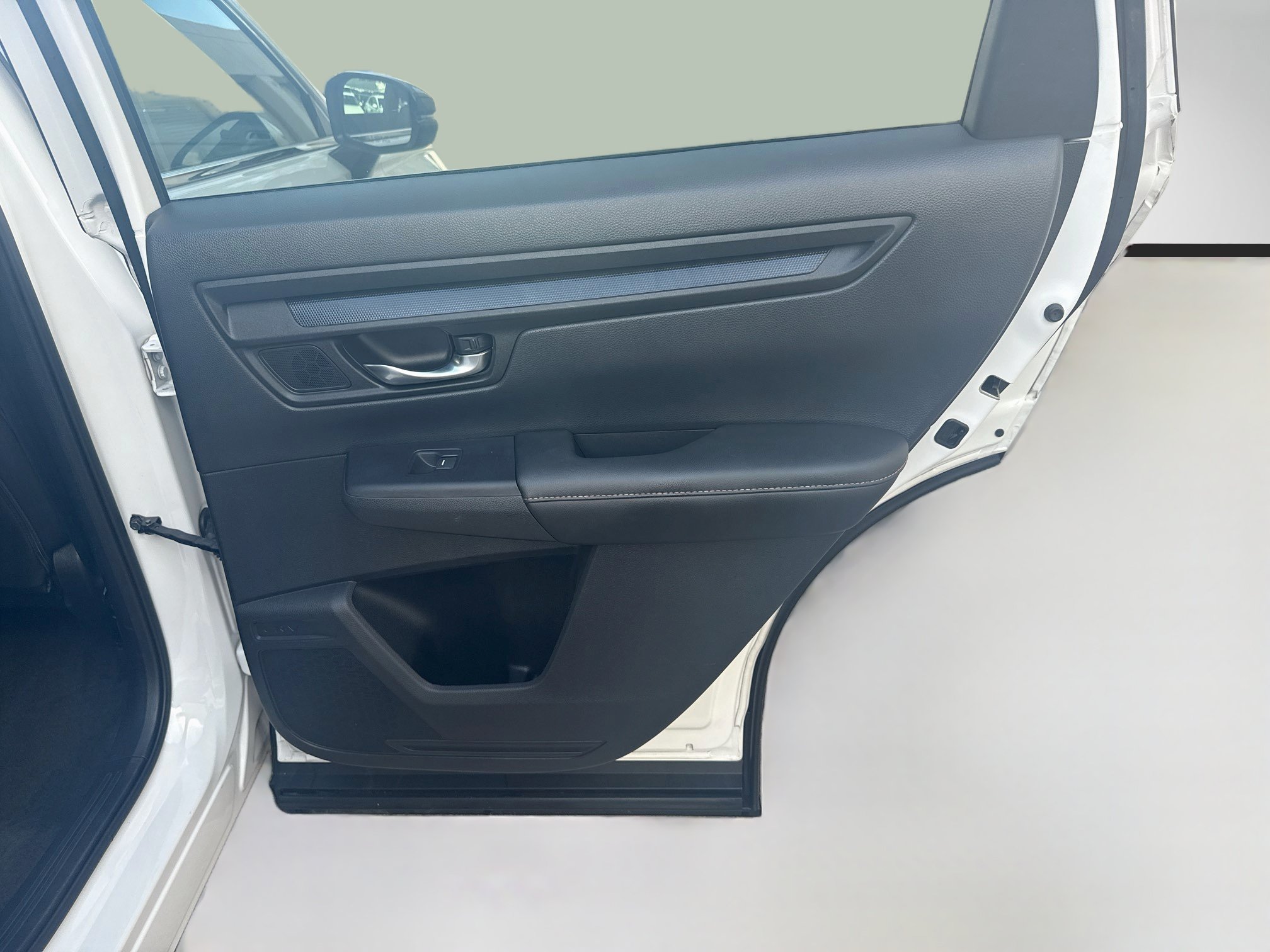 Used 2025 Honda CR-V Sport-L image 30