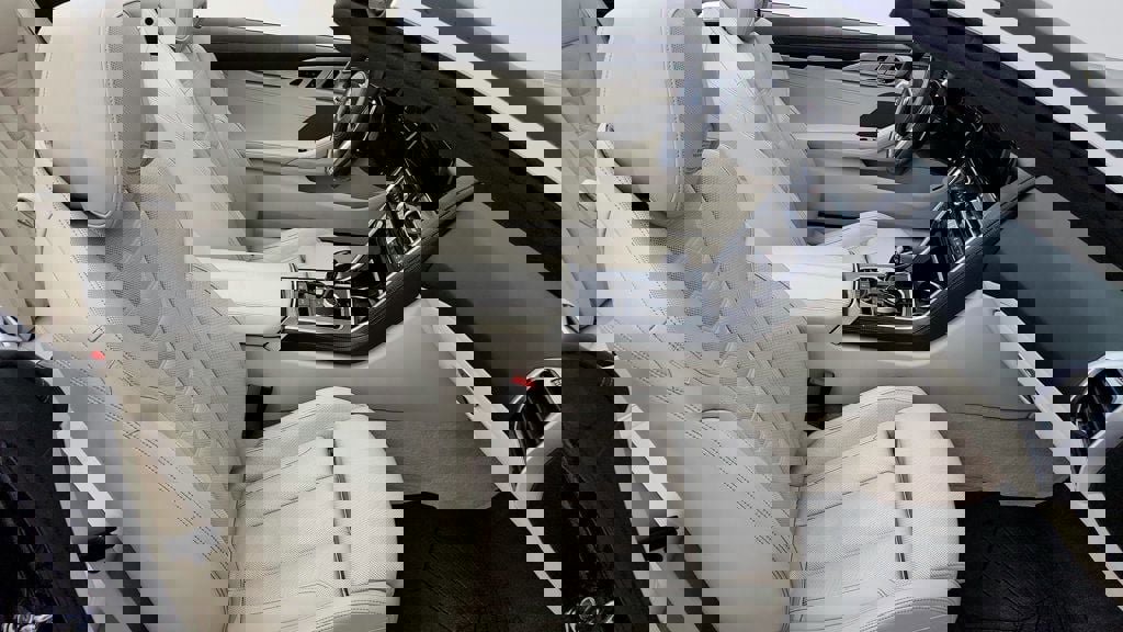 Used 2022 BMW M850i xDrive Convertible image 25