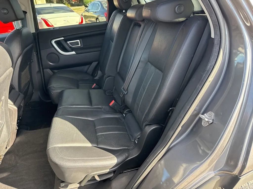 Used 2016 Land Rover Discovery Sport HSE image 14