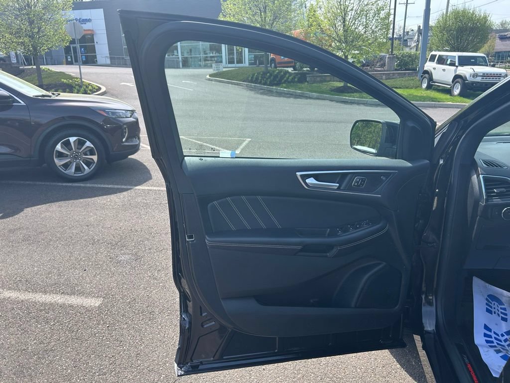 Certified 2022 Ford Edge ST AWD/4WD image 13