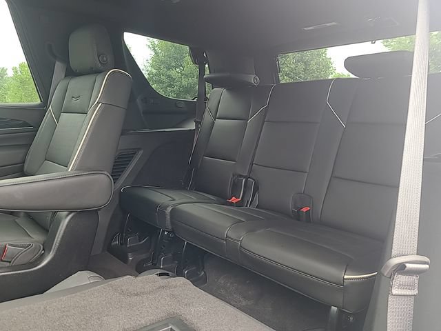 Used 2024 Cadillac Escalade Sport w/ Touring Package AWD/4WD image 27