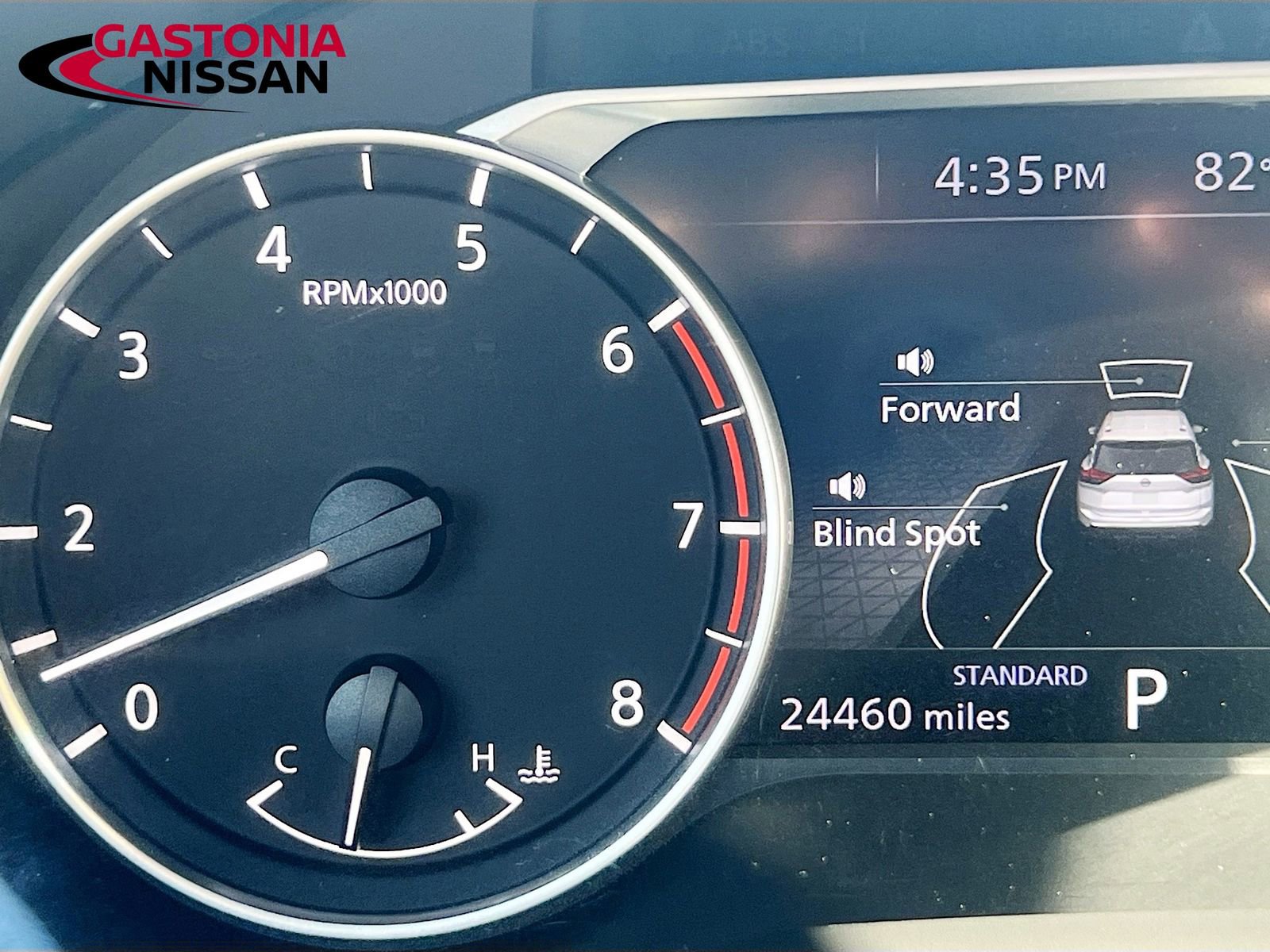 Used 2025 Nissan Rogue SV image 15