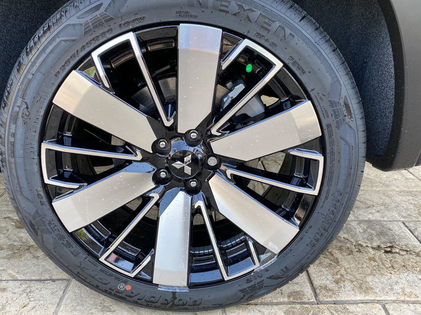 New 2026 Mitsubishi Outlander SE AWD/4WD image 10