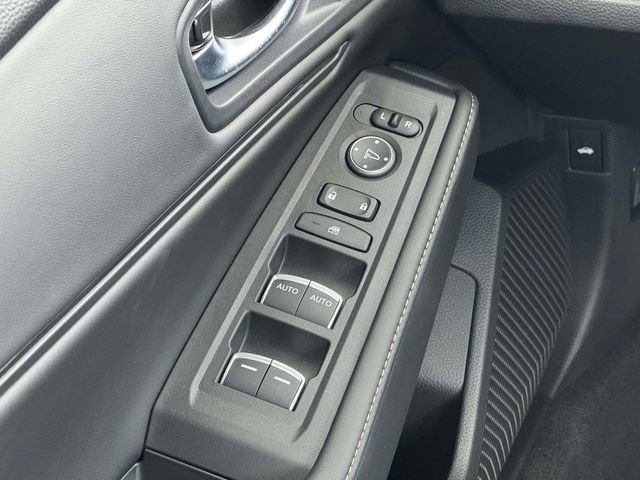 Used 2025 Honda Accord Sport image 23