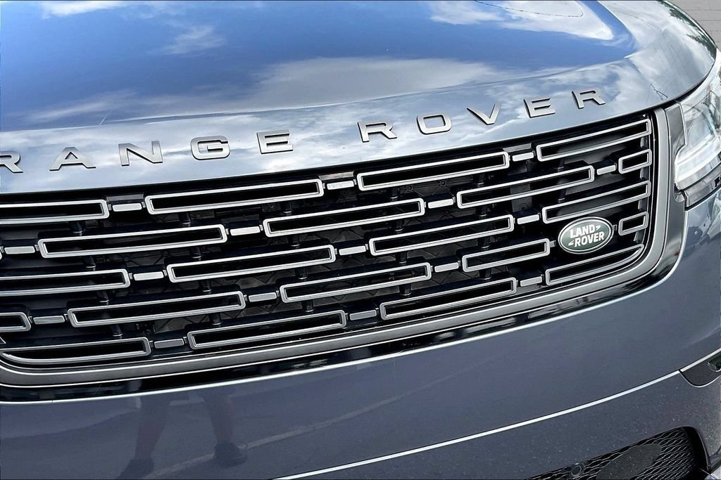 Used 2024 Land Rover Range Rover Velar Dynamic HSE AWD/4WD image 32