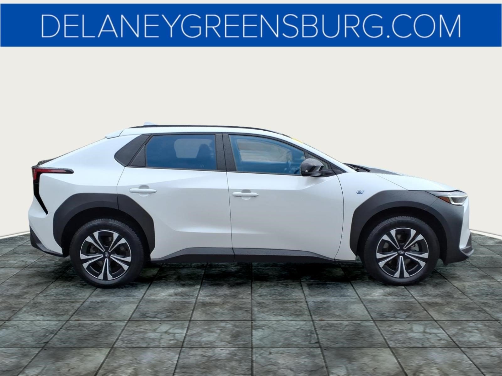 Used 2024 Subaru Solterra AWD/4WD image 2