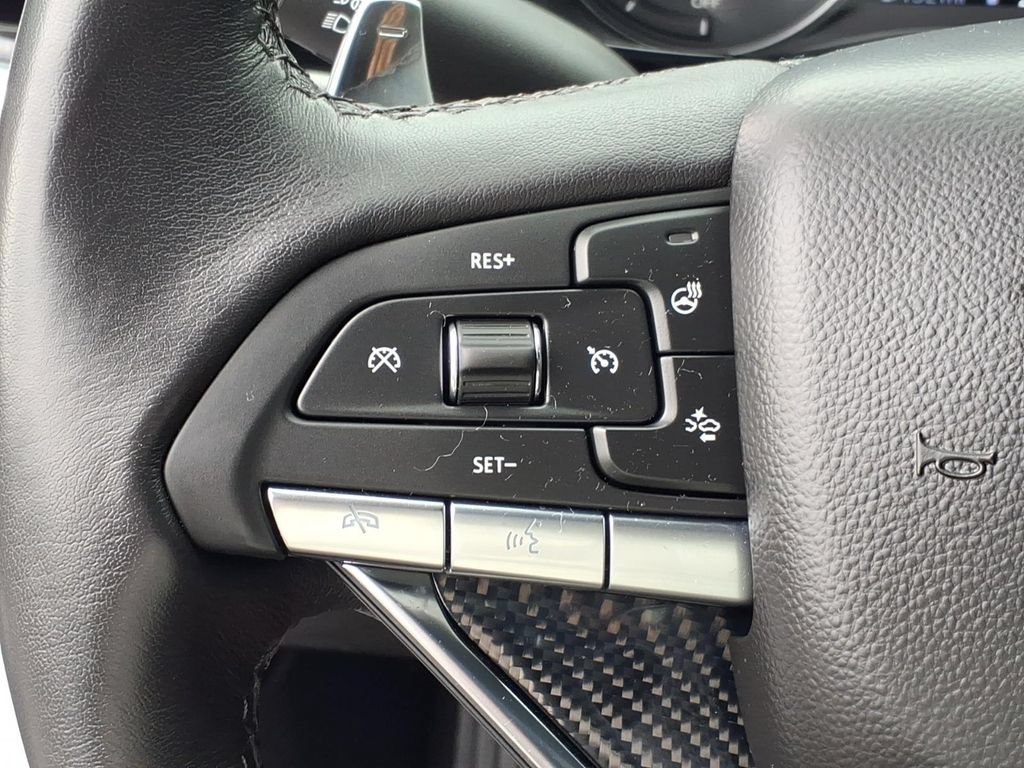 Used 2024 Cadillac XT6 Sport w/ Technology Package AWD/4WD image 13