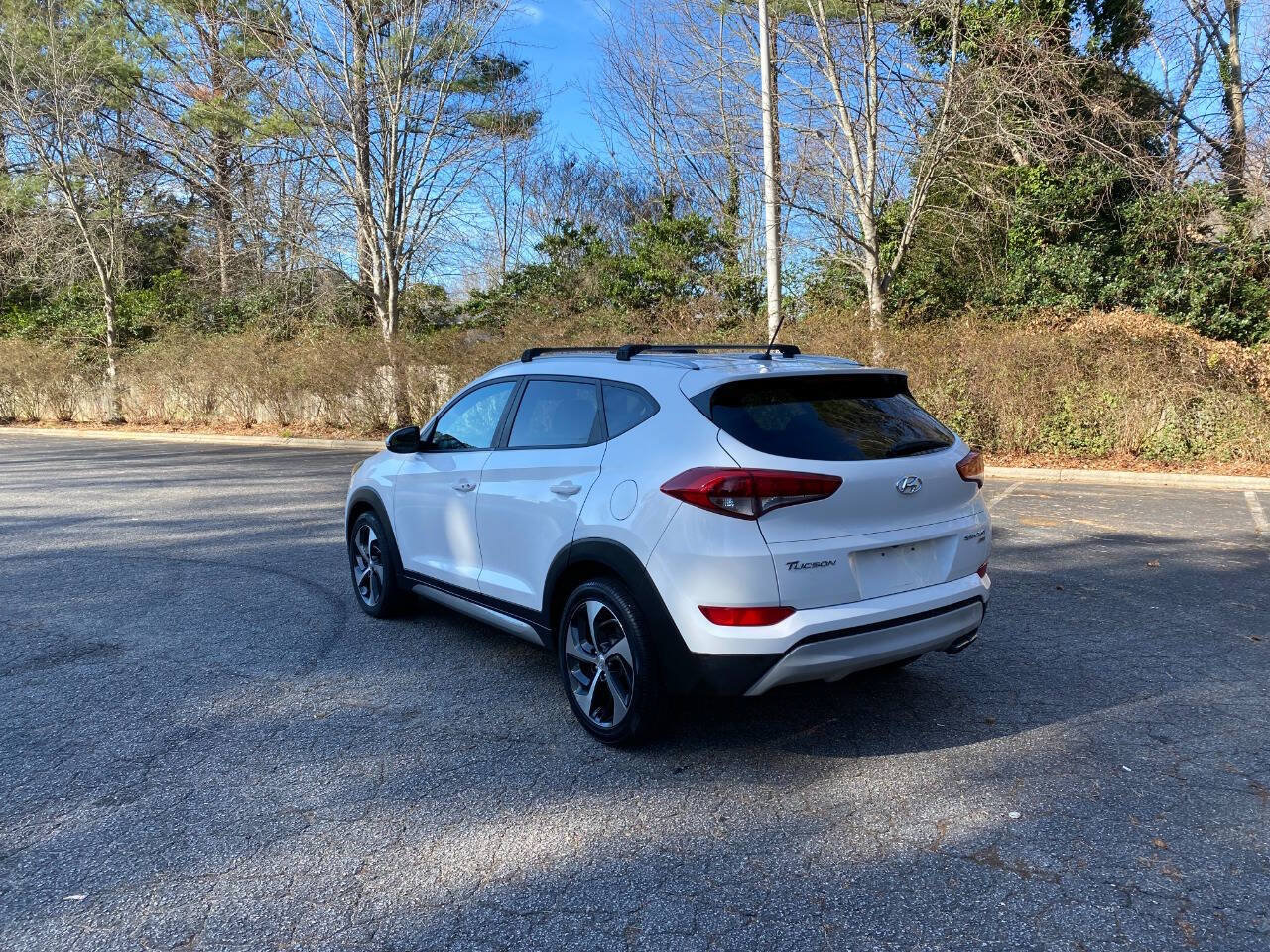 Used 2017 Hyundai Tucson Sport w/ Cargo Package AWD/4WD image 9