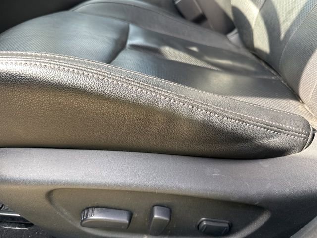 Used 2019 Nissan Rogue SL AWD/4WD image 32