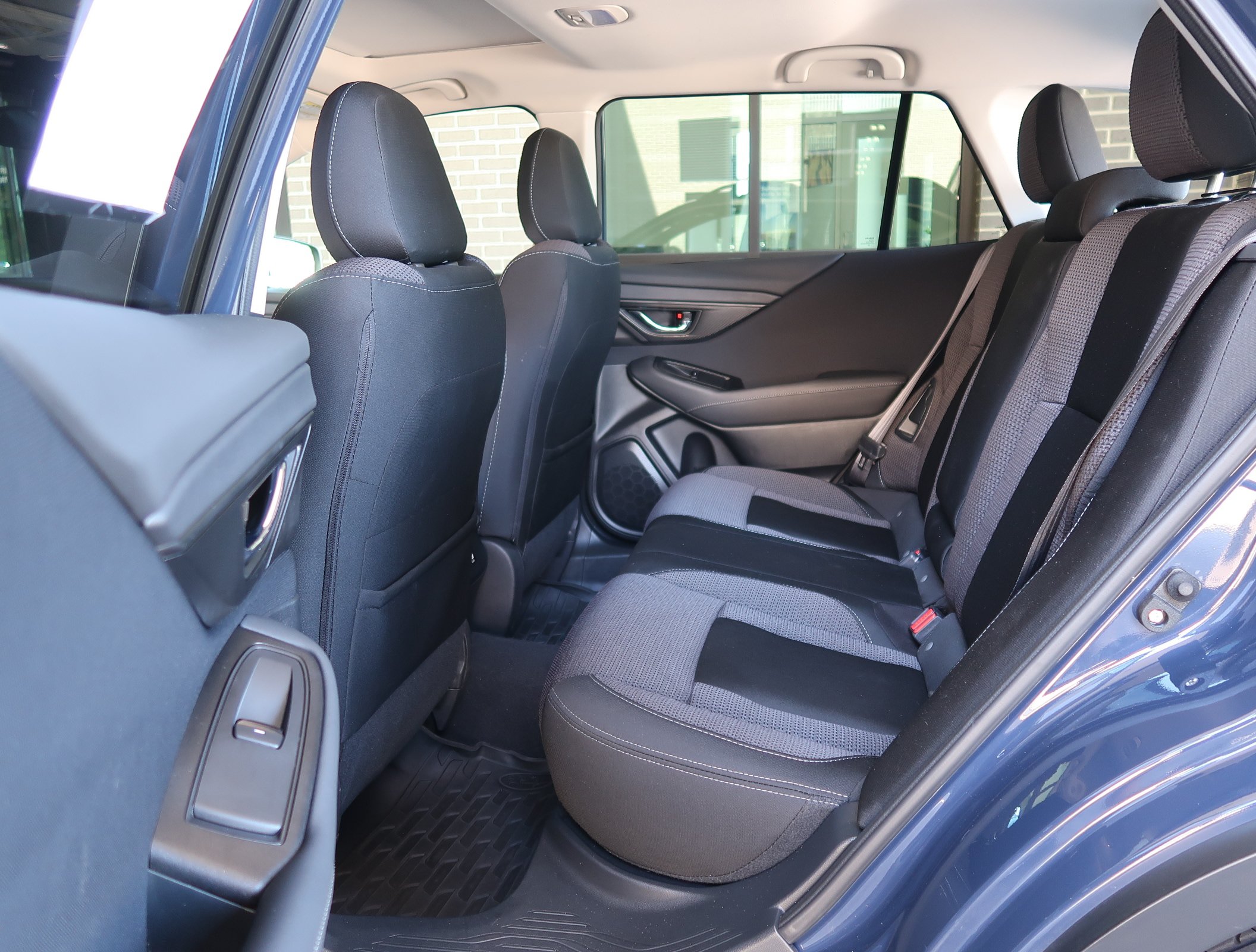 Certified 2024 Subaru Outback Premium AWD/4WD image 29