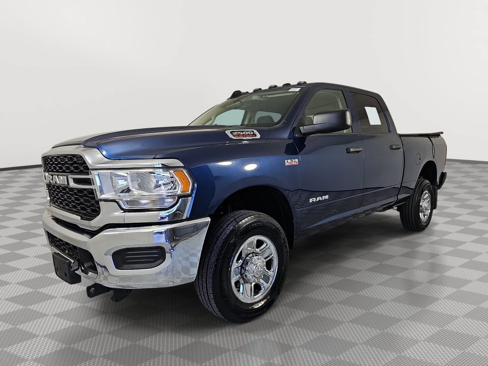 Used 2020 RAM 2500 Tradesman AWD/4WD image 4