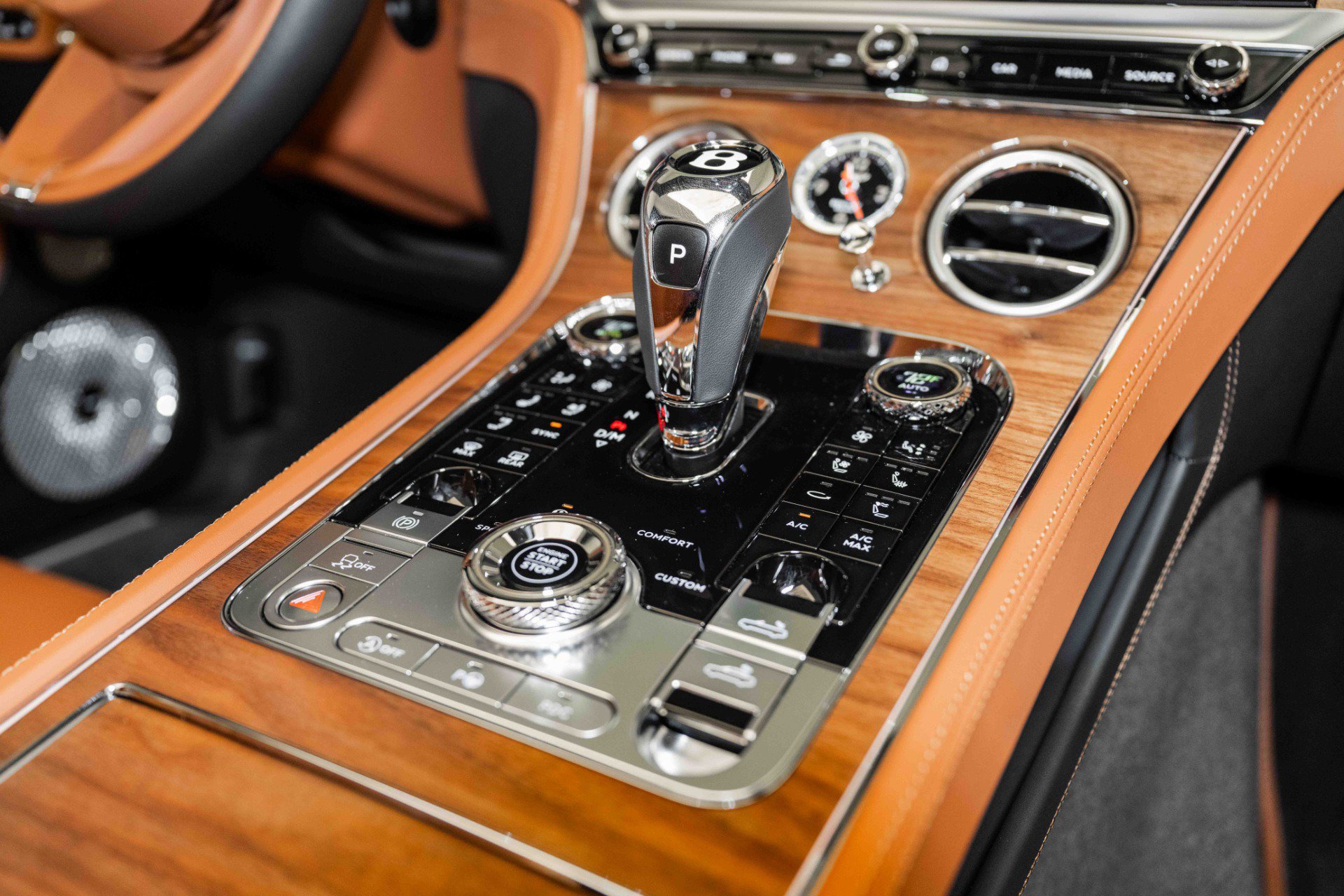 New 2024 Bentley Continental GT V8 image 35