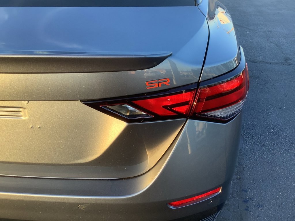 Used 2024 Nissan Sentra SR w/ SR Premium Package image 10