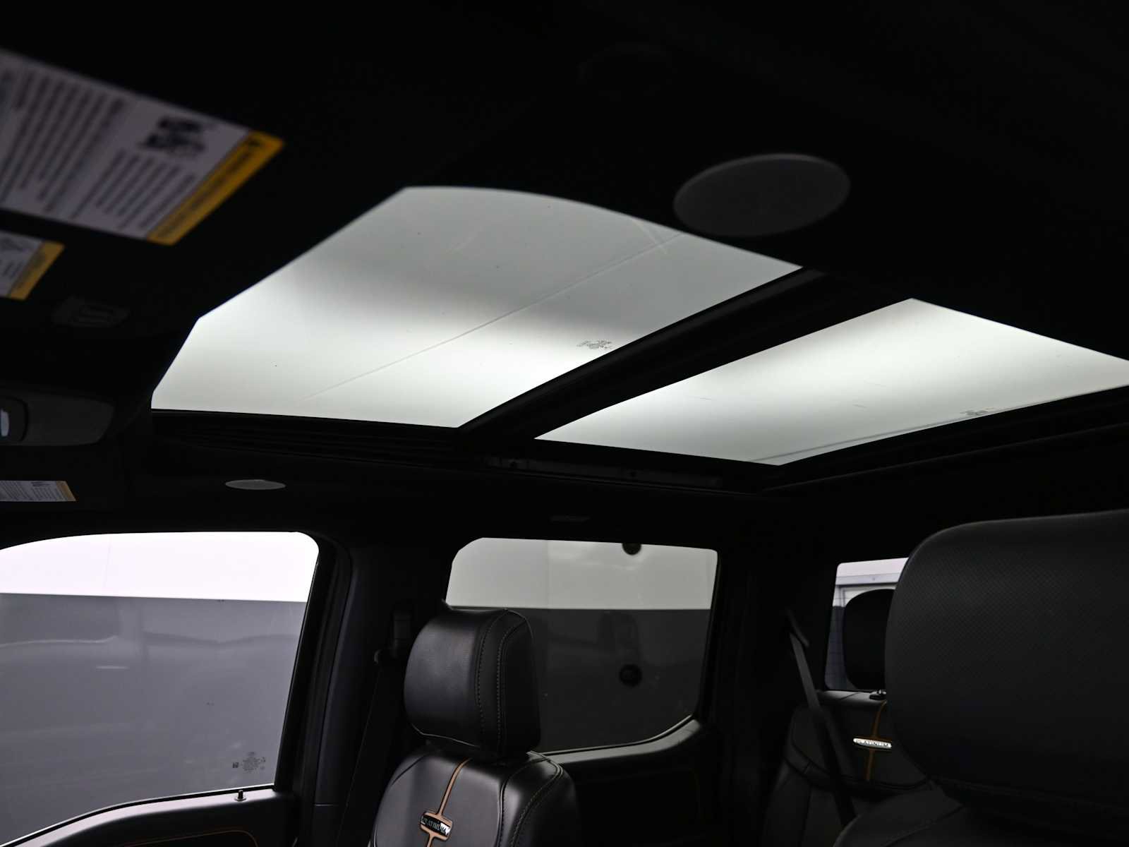 Used 2022 Ford F150 Platinum w/ Equipment Group 701A High image 27