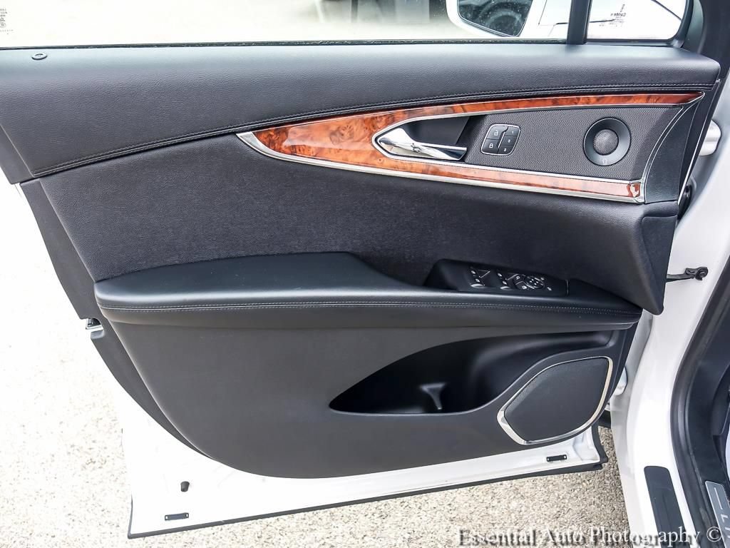 Used 2019 Lincoln Nautilus Reserve AWD/4WD image 23