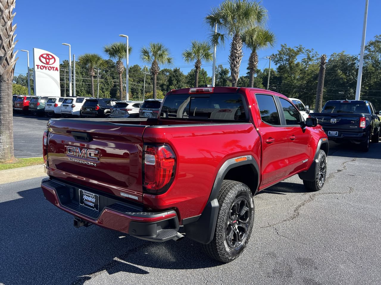 Used 2024 GMC Canyon Elevation w/ Convenience Package RWD image 10