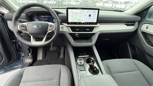 New 2025 Ford Explorer Active image 18