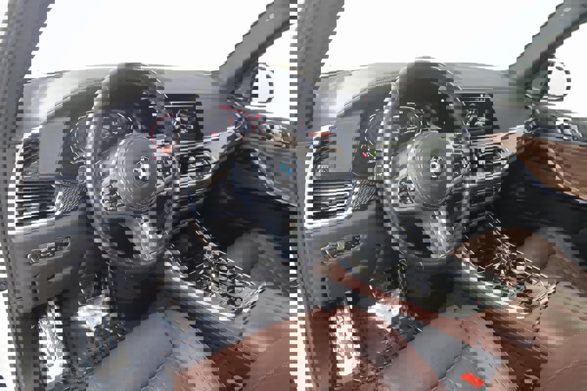 Used 2023 BMW X5 M50i w/ Executive Package image 29