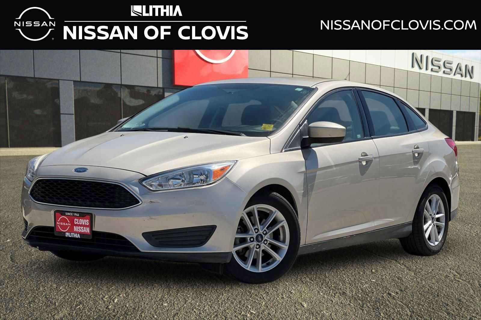 Used 2018 Ford Focus SE FWD image 1