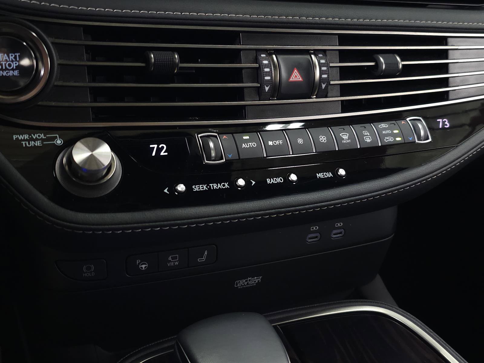 Used 2024 Lexus LS 500 AWD w/ Luxury Package image 32