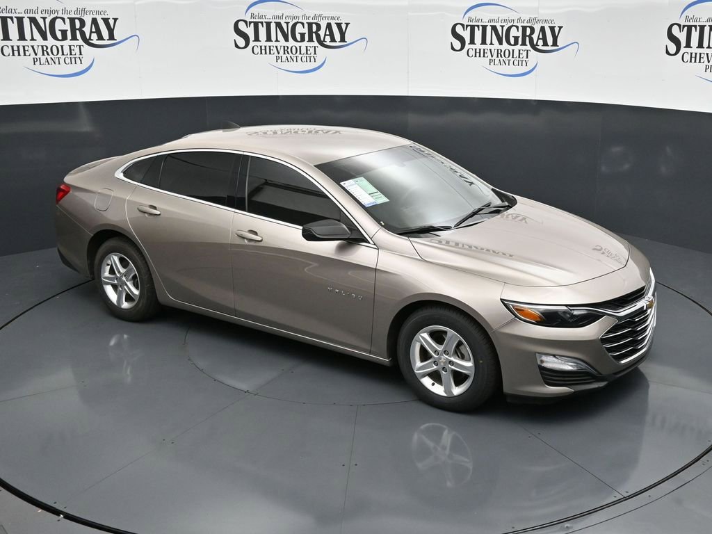 Used 2022 Chevrolet Malibu LS image 9