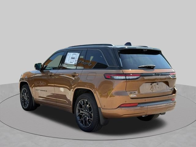 New 2026 Jeep Grand Cherokee Summit w/ Obsidian Package AWD/4WD image 5