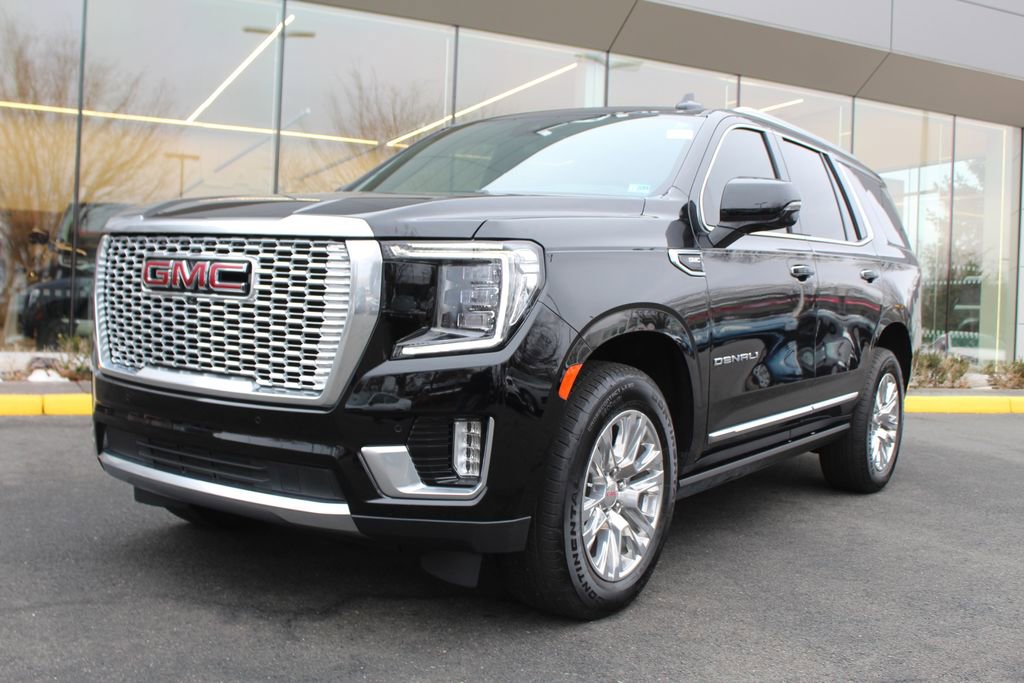 Used 2024 GMC Yukon Denali image 1