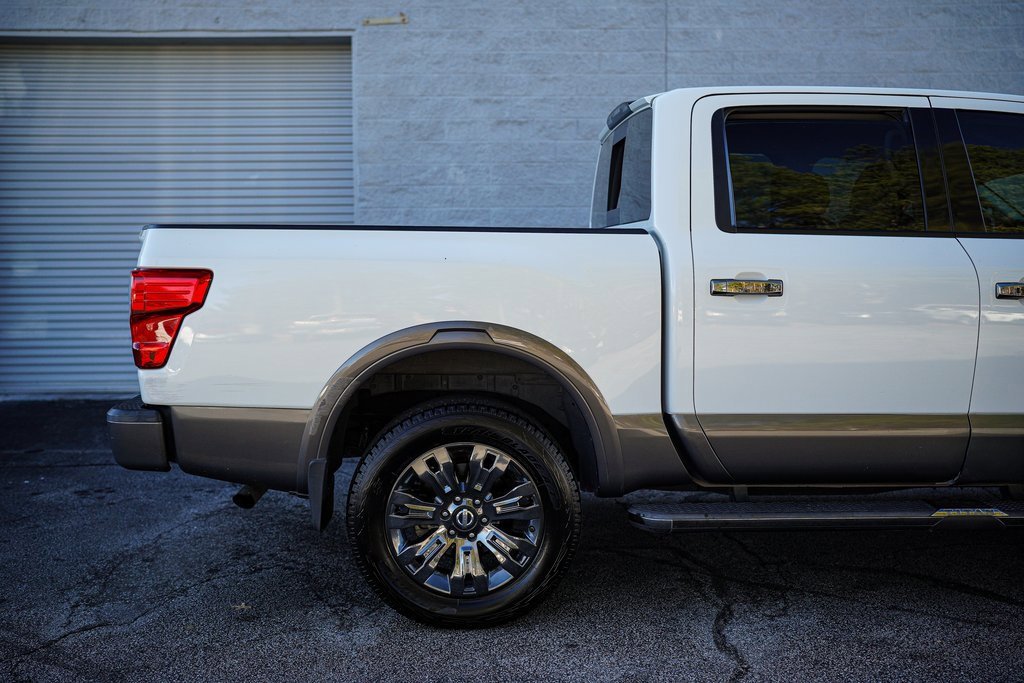 Used 2018 Nissan Titan Platinum Reserve image 16