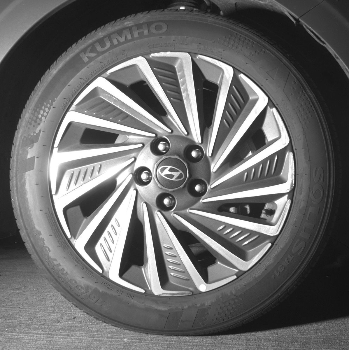 Used 2025 Hyundai Sonata SEL image 13